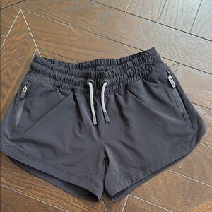 Athleta Girl Black Athletic Shorts Lightweight Elastic Waist size S/7 Like New